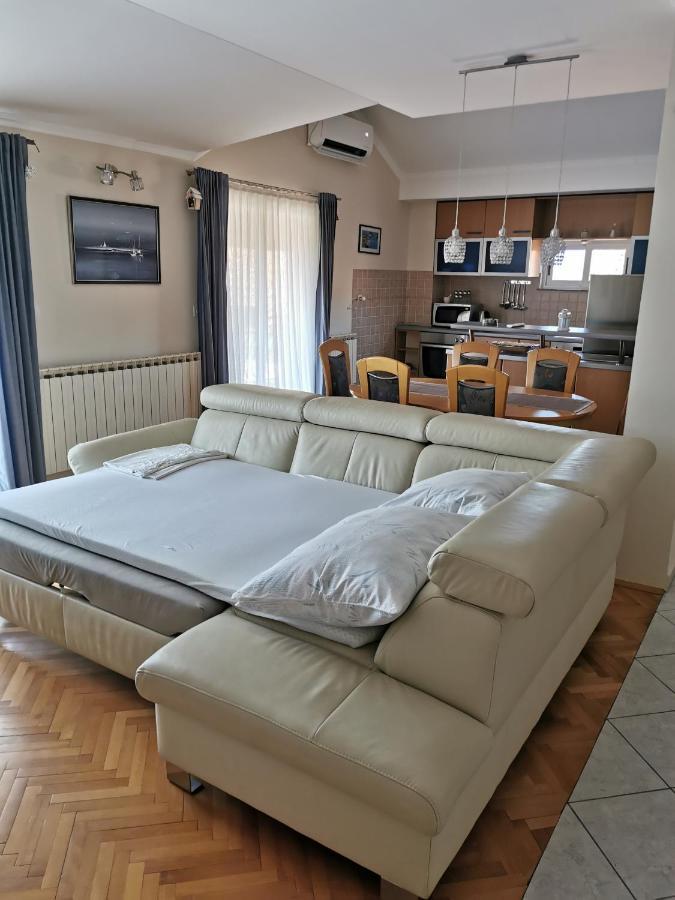 Apartments Tutina Bibinje Exterior foto